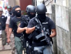 Tiga Terduga Teroris di Jateng Diamankan Densus 88 Polri