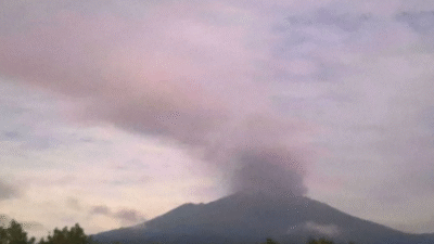 Gunung Raung Kembali Erupsi, Kolom Letusan Capai 2.000 Meter