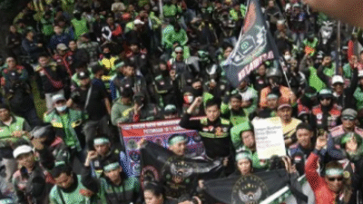 1.437 Personel Dikerahkan untuk Amankan Aksi Unjuk Rasa Ojol di Monas