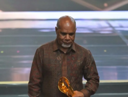 Puluhan Ribu Siswa di Papua Tengah Nikmati Program Sekolah Gratis, Pemprov Raih Penghargaan